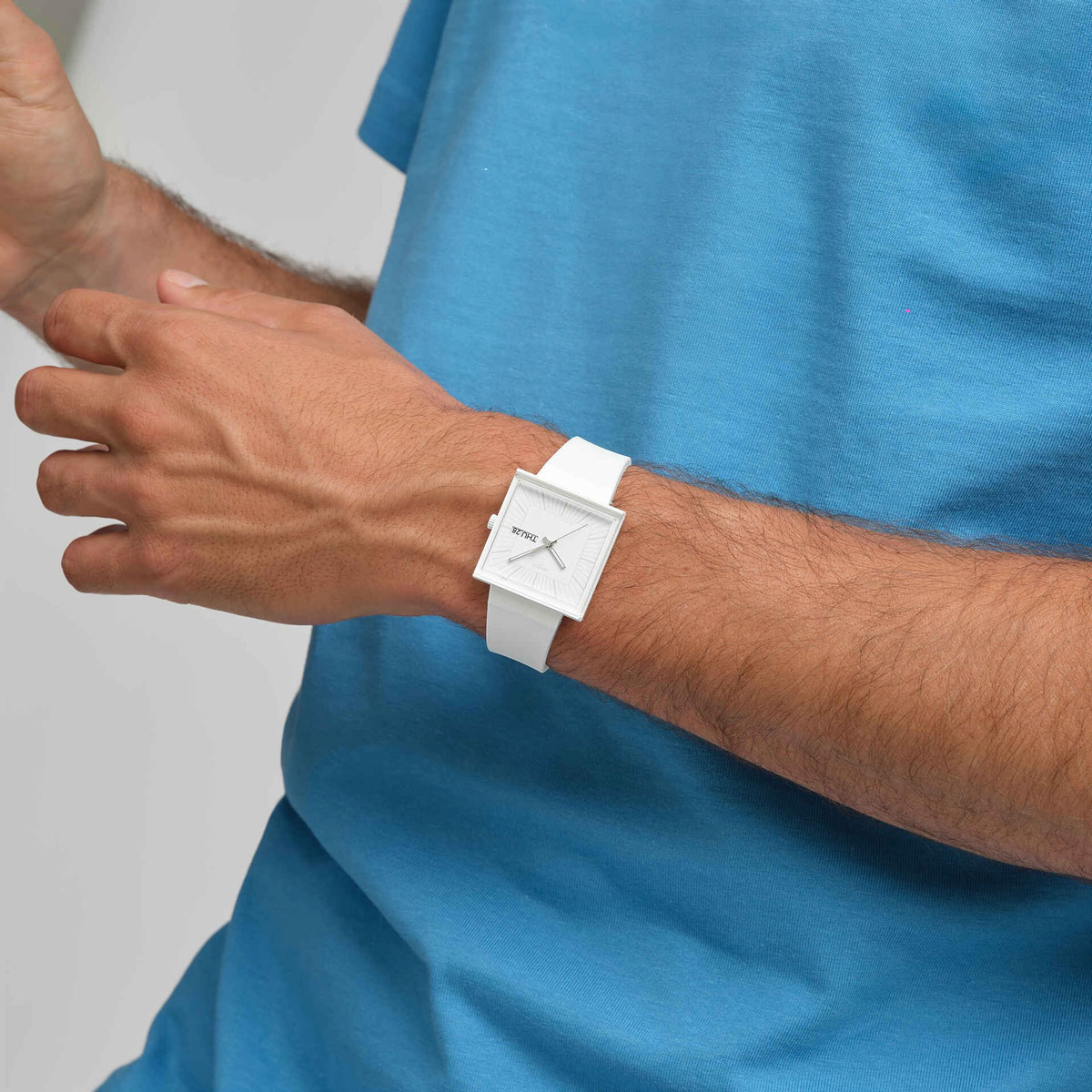 Swatch What If ...Allwhite? SO34W700