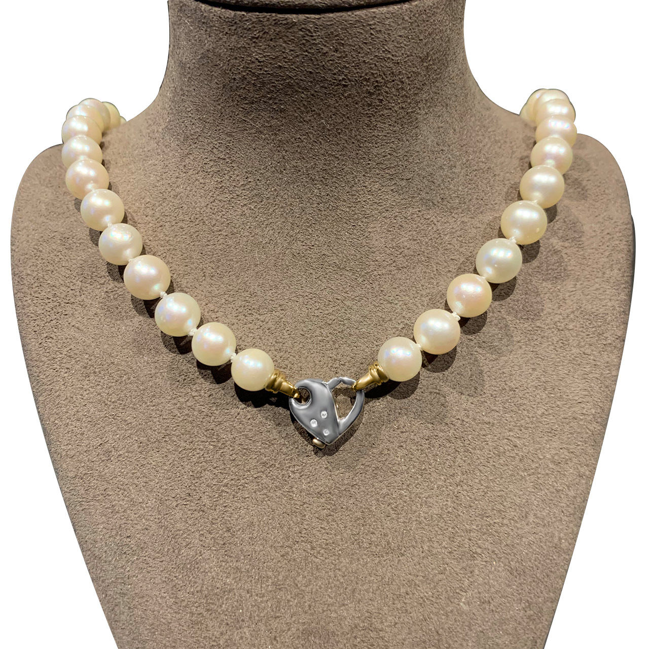 IMG_6344 Akoya Perlen Collier mit 585/- Gold EXPC4007