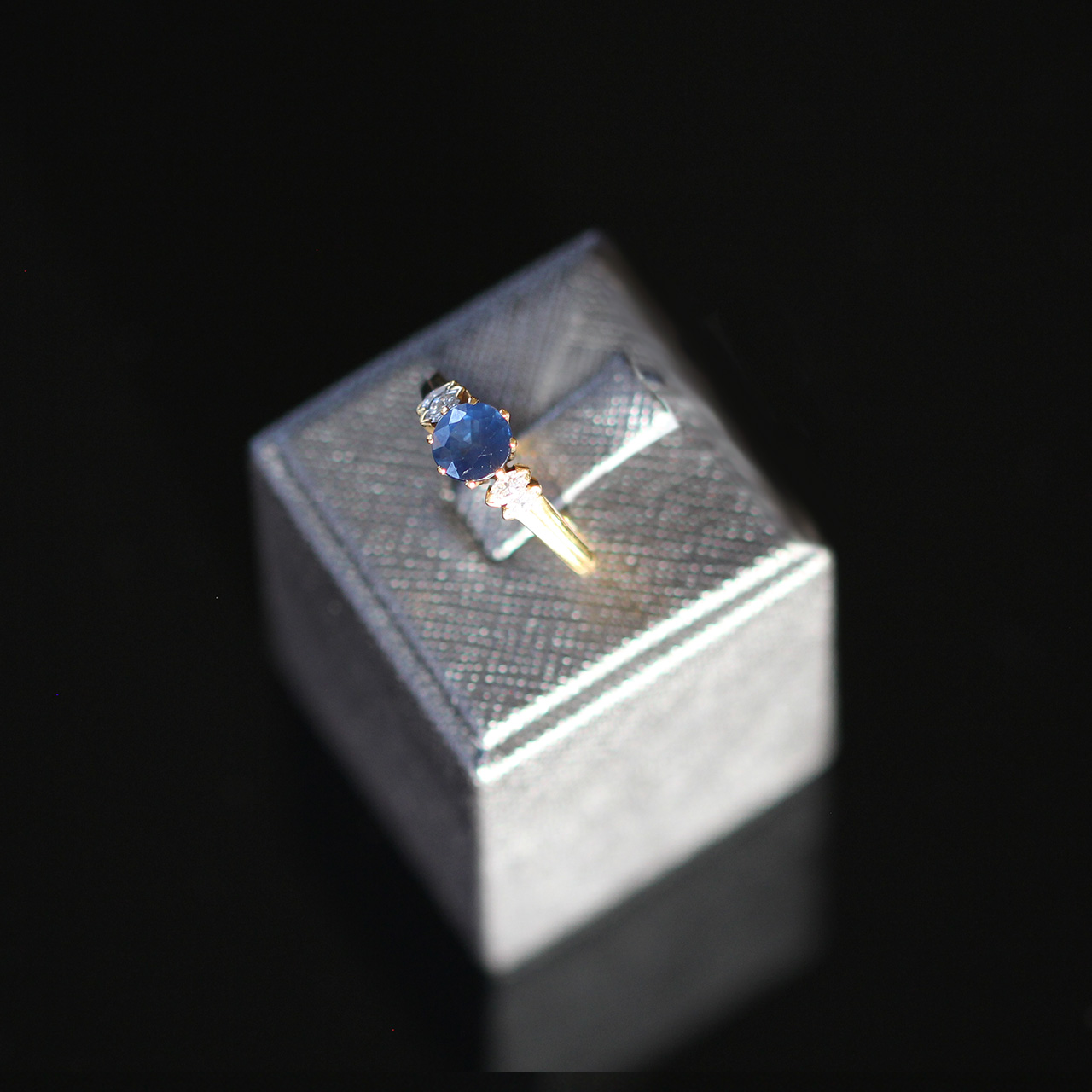 12 Saphir Brillant Damen Ring aus 750/- Gold EXR4110