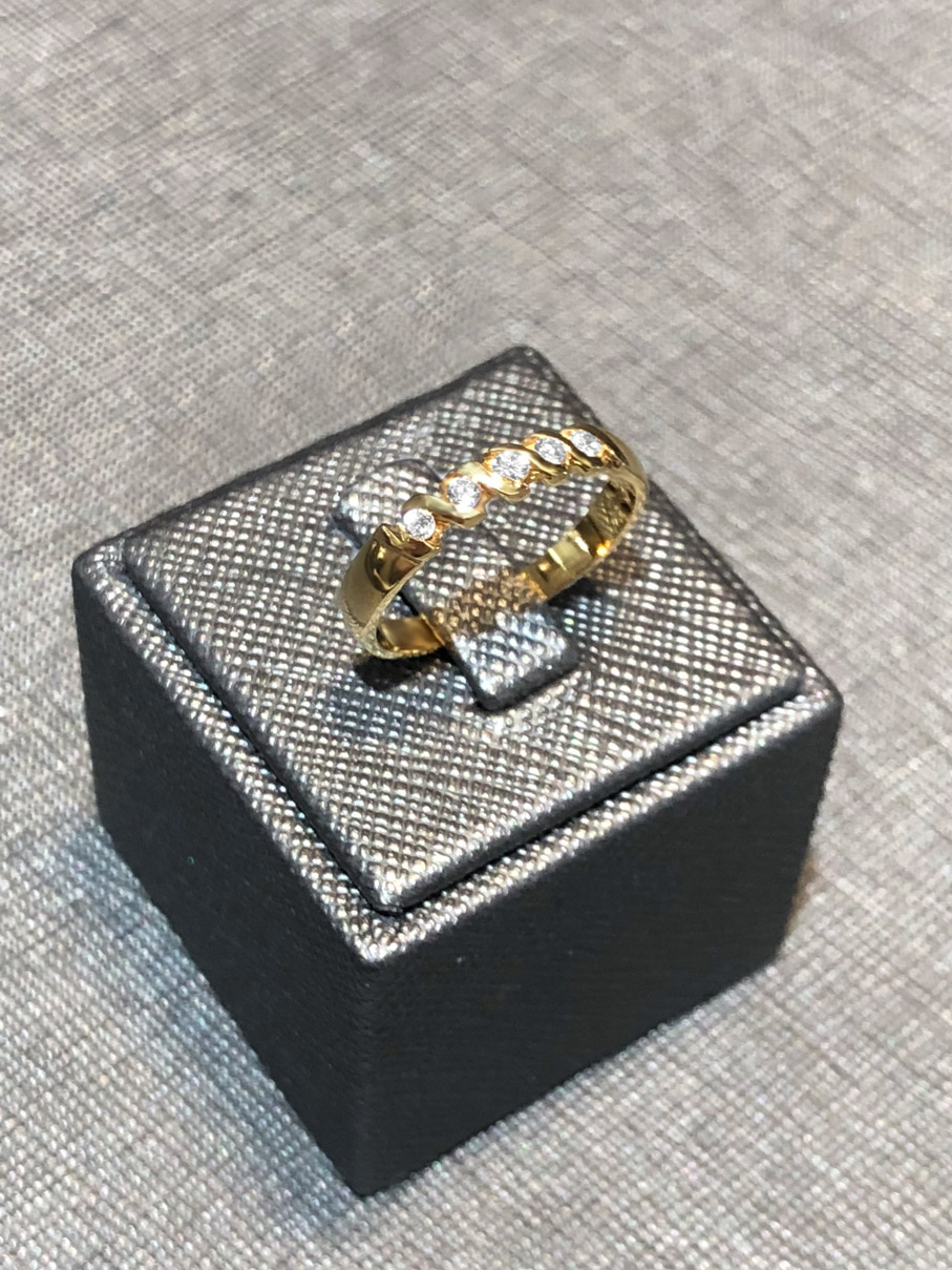 0,16ct. Brillant Ring 750/- Gelbgold EXR4092