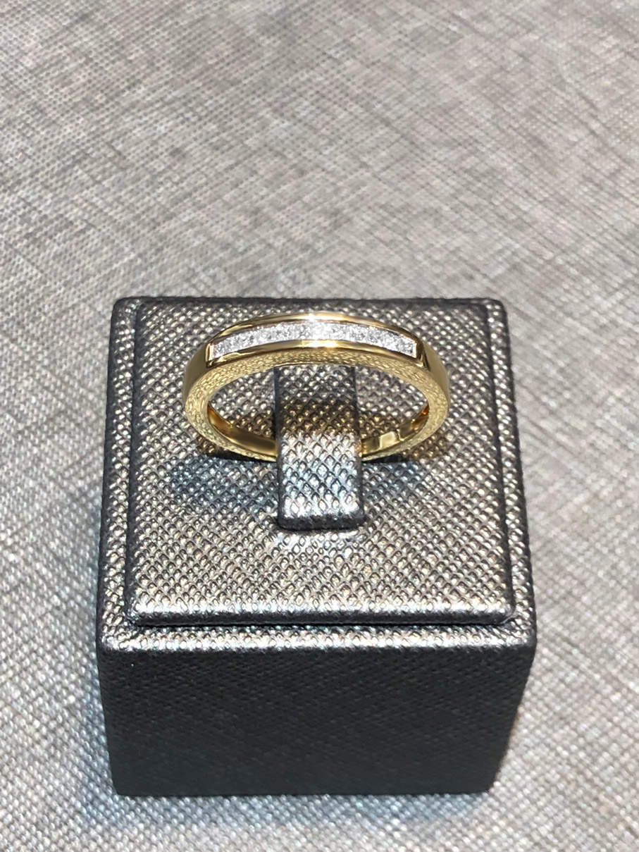 0,24ct. Brillant Ring 750/- Gelbgold EXR4091