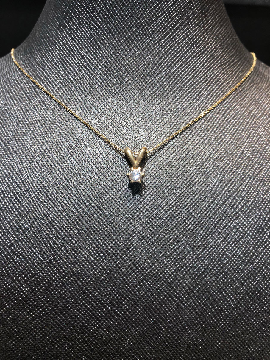 0,15ct. Brillant Solitaire Collier 585/- Gold EXC4046