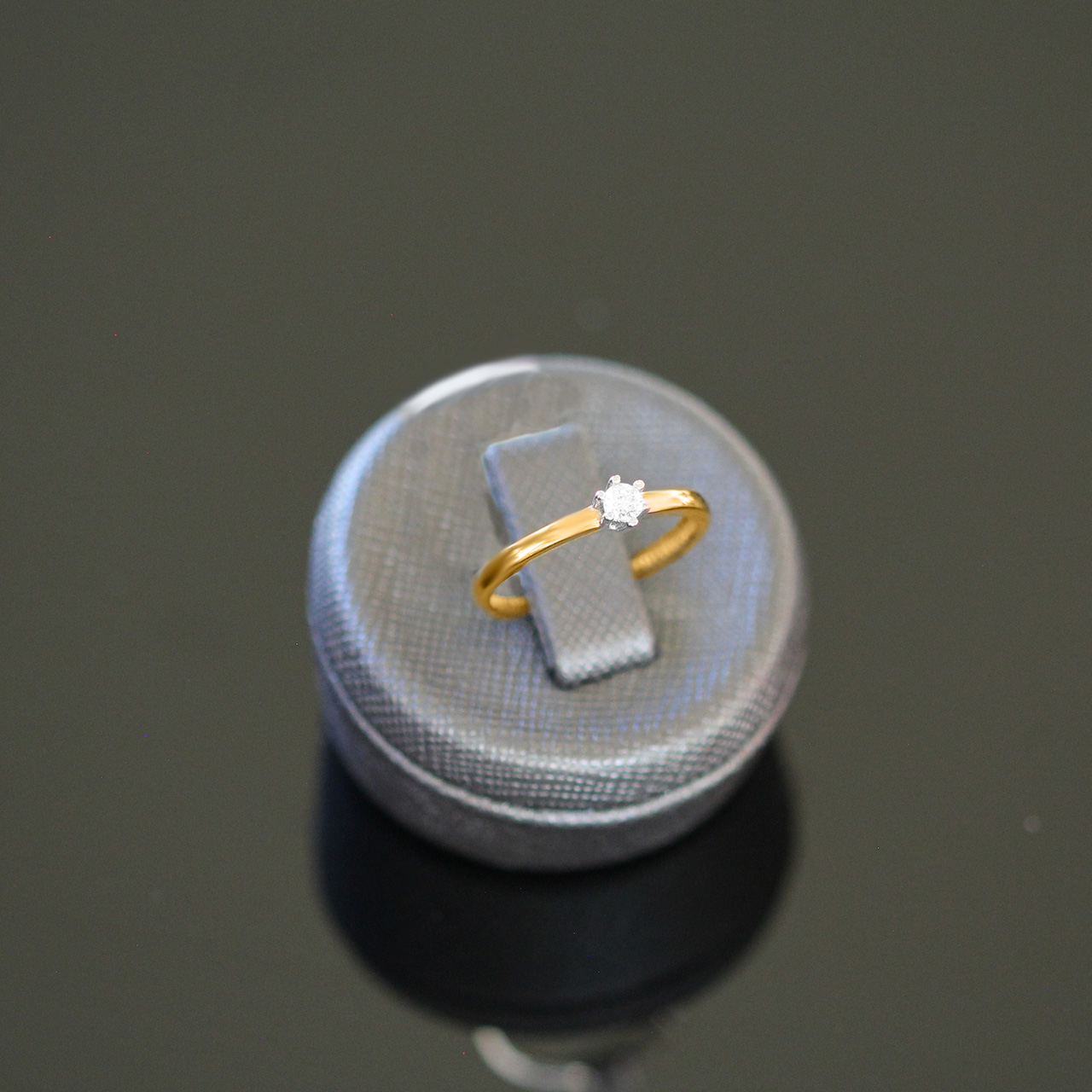 Solitärring mit Zirkonia 333/- Gelbgold EXR4169