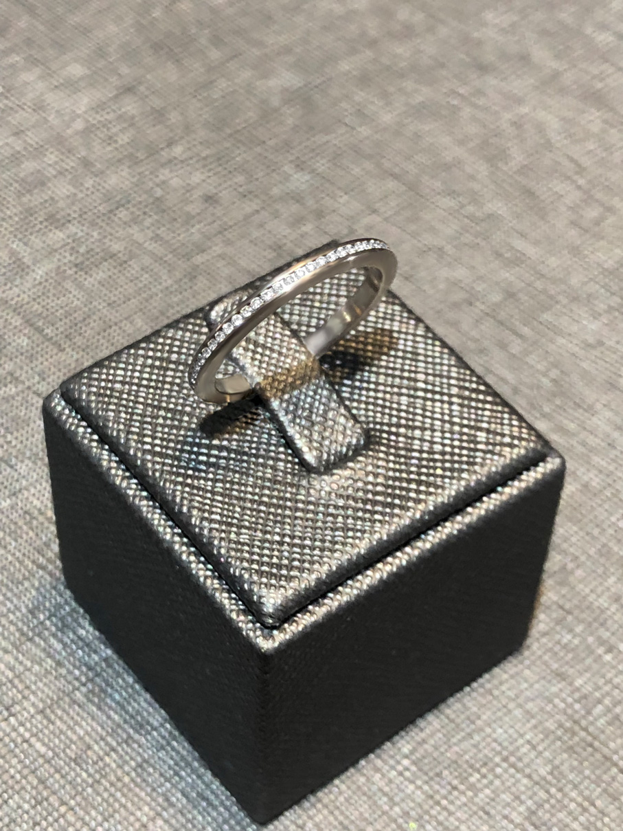 Memoire Ring mit Brillanten 750/- Graugold