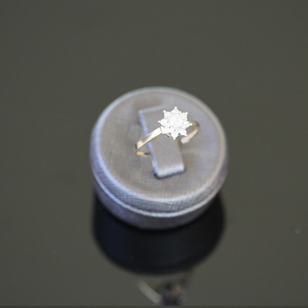 Blumiger Solitärring mit Zirkonia 585/- Gelbgold EXR4157